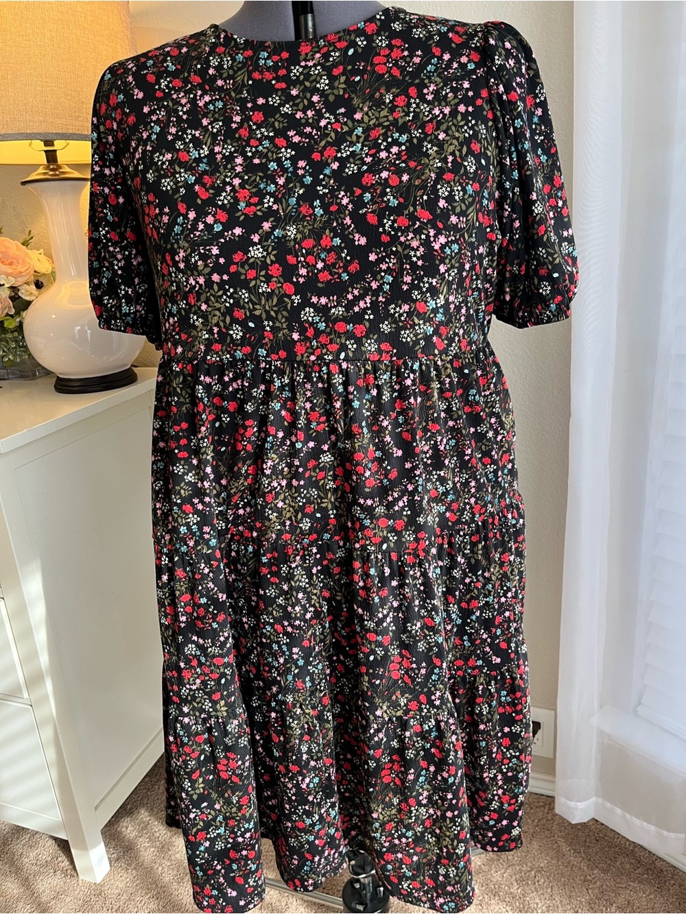 Ava + Viv Fall Floral Tiered Midi Dress with Red & Pink Blooms 2x